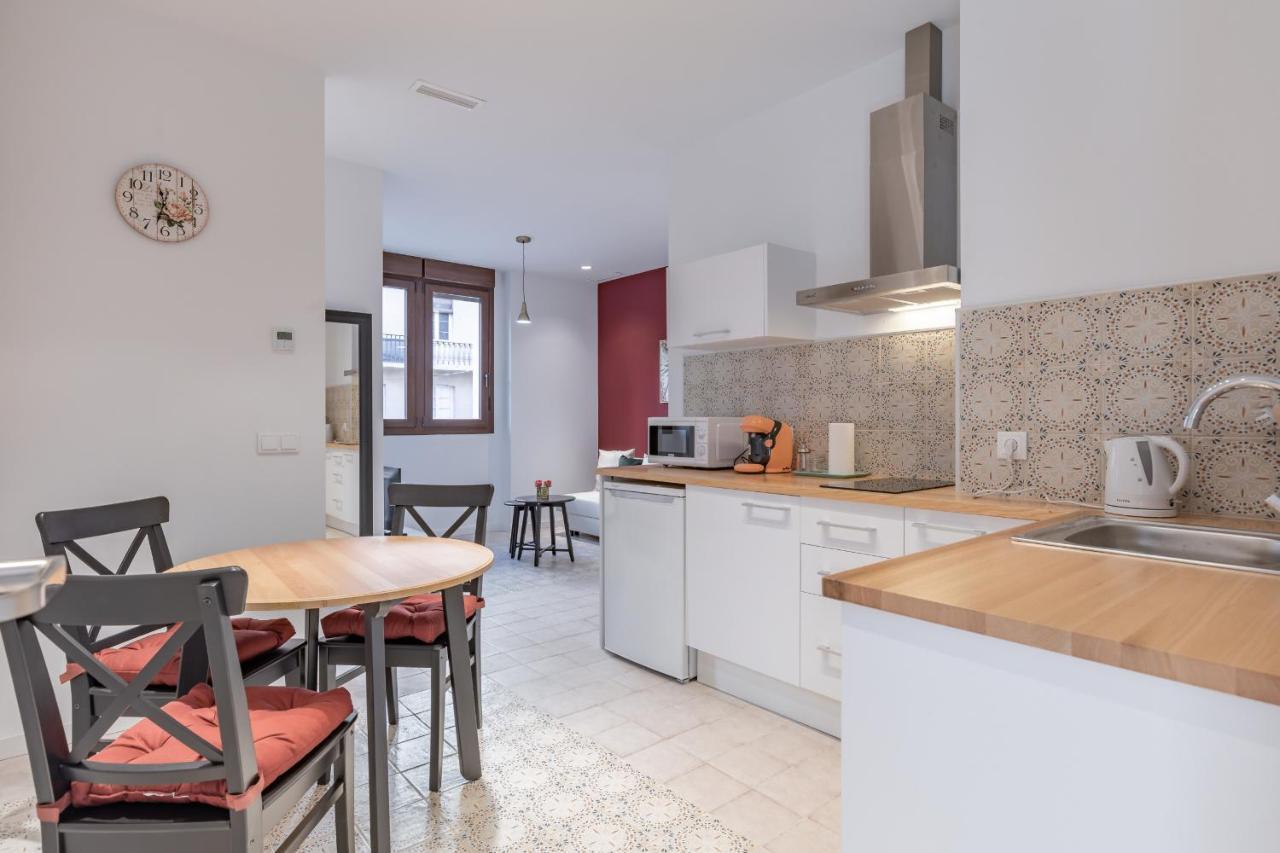 Modern Apartment Close To City Centre Валенсия Экстерьер фото